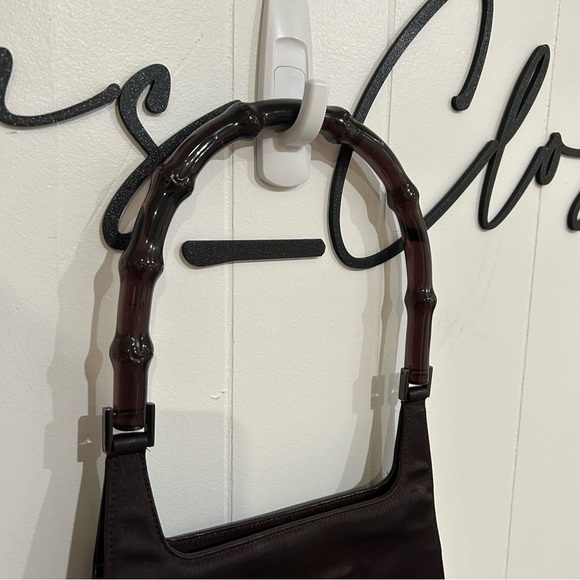Gucci Dark Purple Satin Shoulder Bag with Bamboo Handle Vintage 1990s - Picture 3 of 13